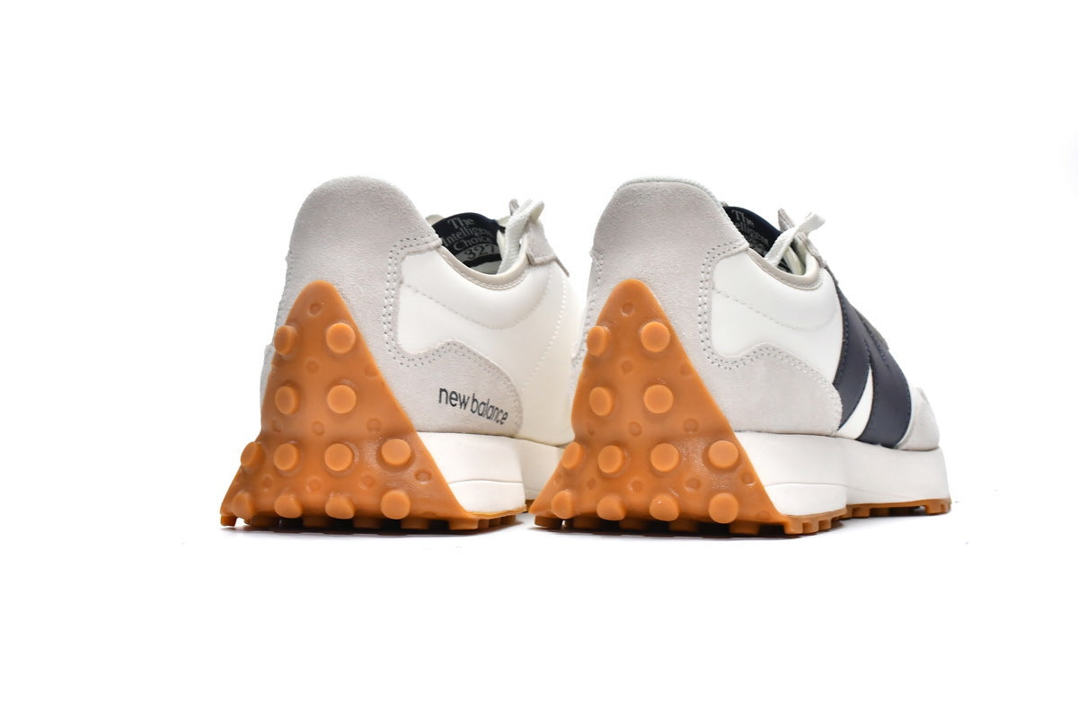 New Balance 327 Sneakers