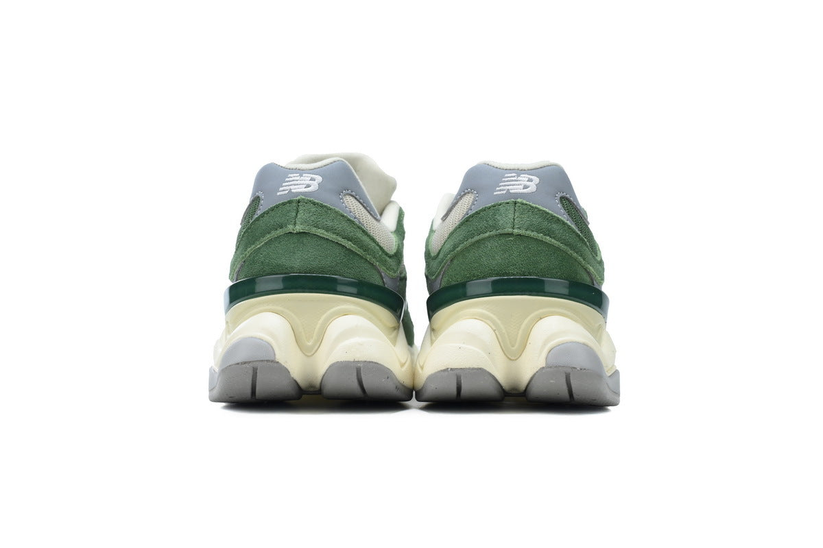 New Balance 9060 Sneakers