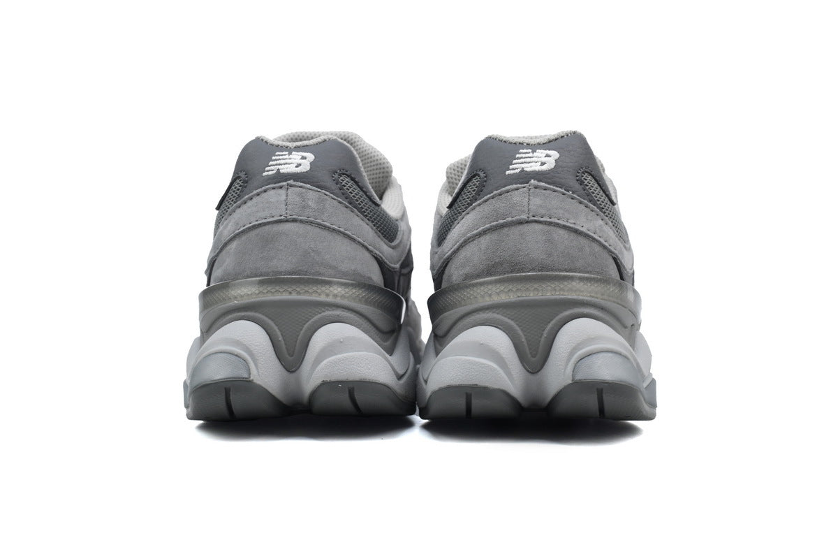 New Balance 9060 Sneakers