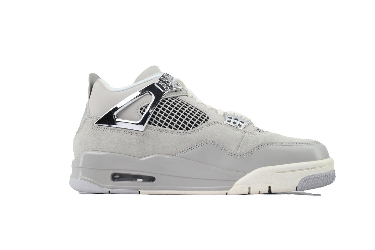 Nike Air Jordan 4 – Retro Basketball Sneakers