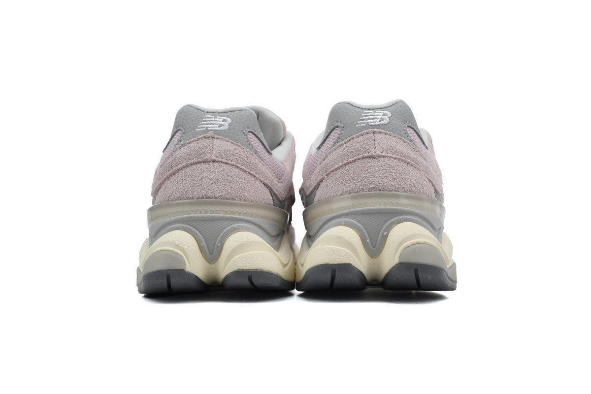 New Balance 9060 Sneakers